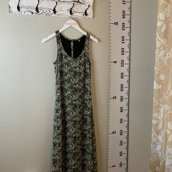 𝅺H&M green floral maxi dress with back zipper sleeveless silky fabric Size 2 - Picture 2 of 9